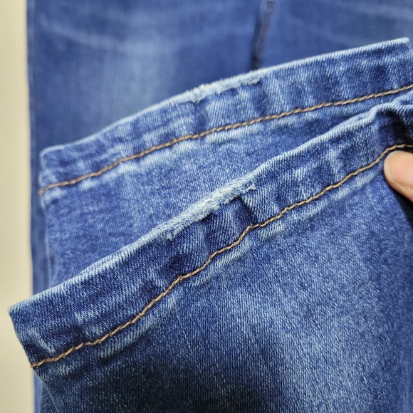 Kidpik Girls Blue Skinny Jeans Whiskering Five Pockets Medium Wash Size 16 - Picture 4 of 10